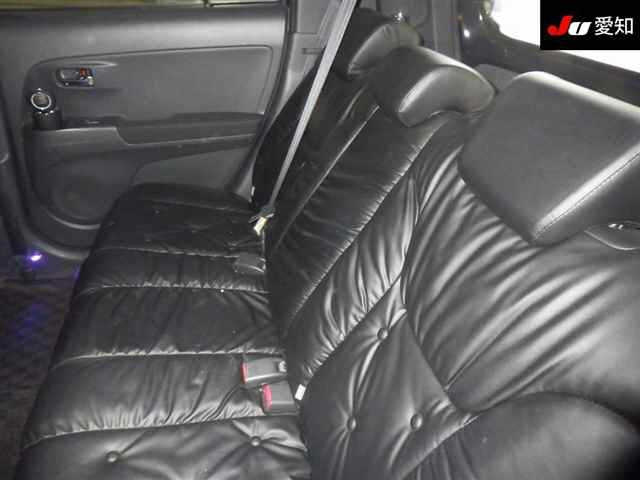 TOYOTA BB 2012