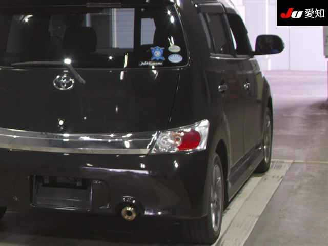 TOYOTA BB 2012