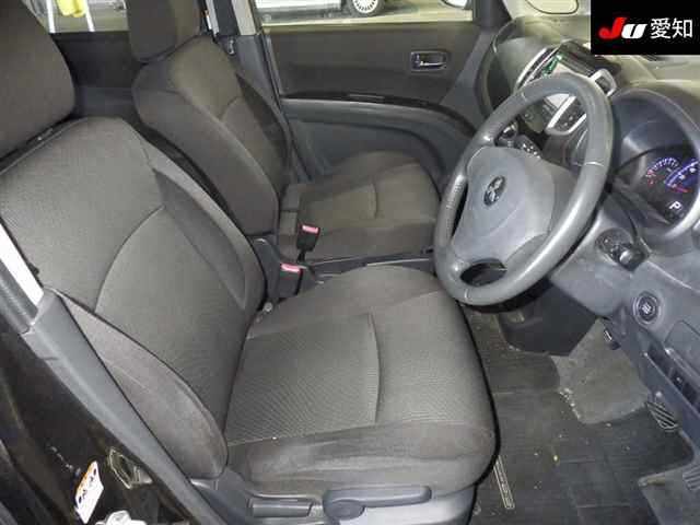MITSUBISHI DELICA D2 2012