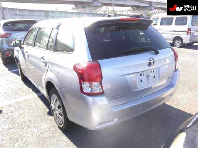 TOYOTA COROLLA FIELDER 2015
