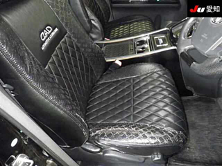 TOYOTA VELLFIRE 2009