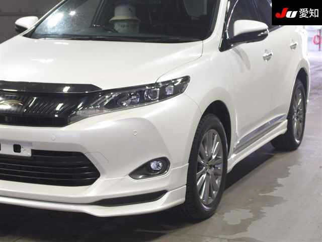 TOYOTA HARRIER 2016