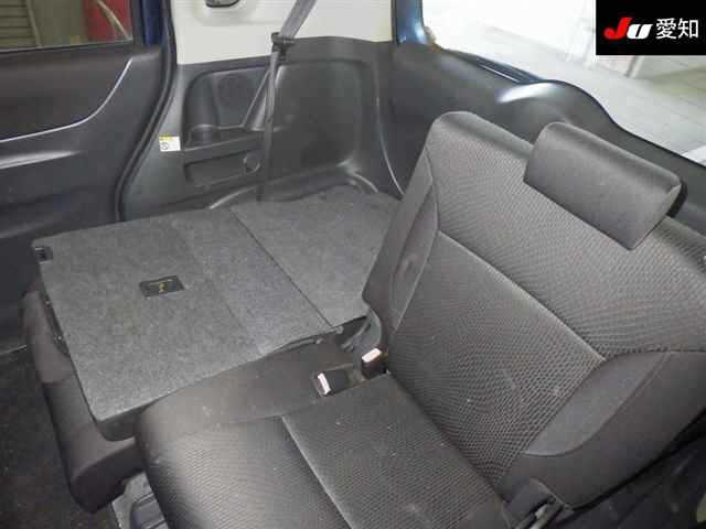 MITSUBISHI DELICA D2 2012