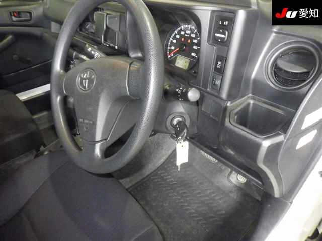 TOYOTA PROBOX 2020
