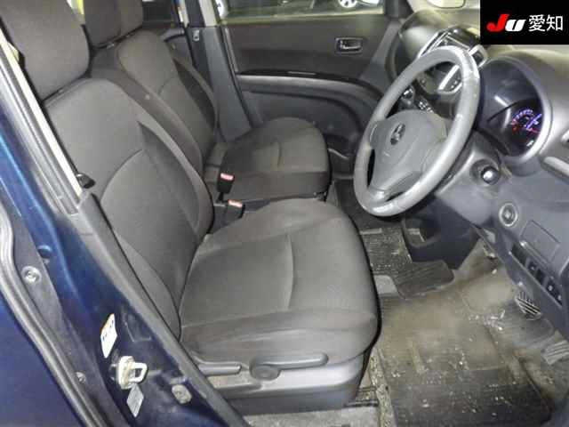 MITSUBISHI DELICA D2 2012