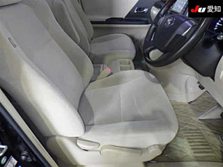 TOYOTA ALPHARD 2013