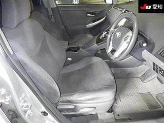 TOYOTA PRIUS 2010