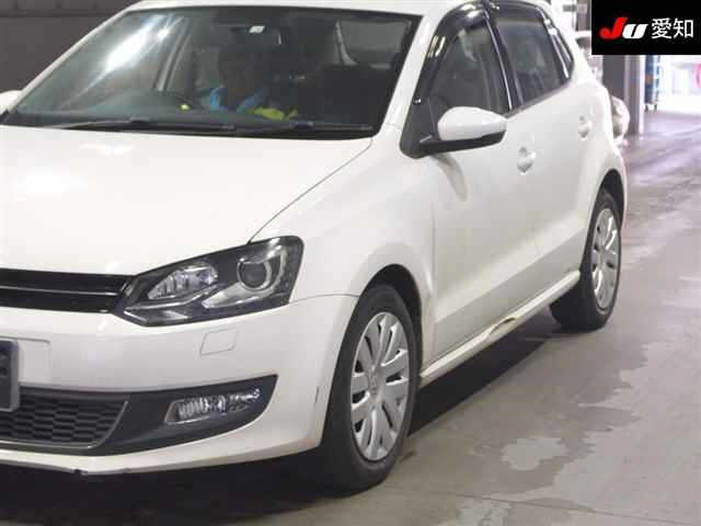 VOLKSWAGEN POLO 2012