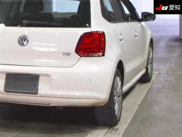 VOLKSWAGEN POLO 2012