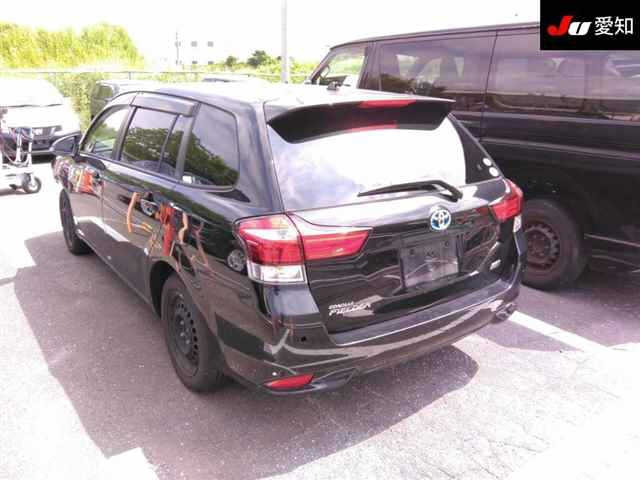 TOYOTA COROLLA FIELDER 2015