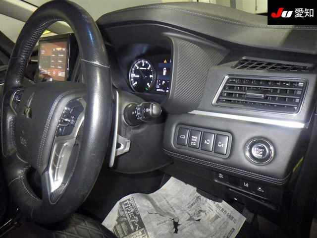 MITSUBISHI DELICA D5 2020