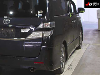 TOYOTA VELLFIRE 2008