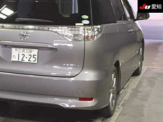 TOYOTA ESTIMA 2013