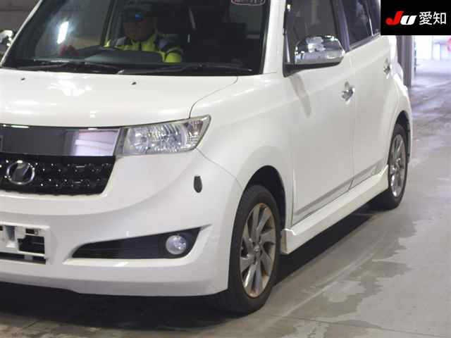 TOYOTA BB 2014