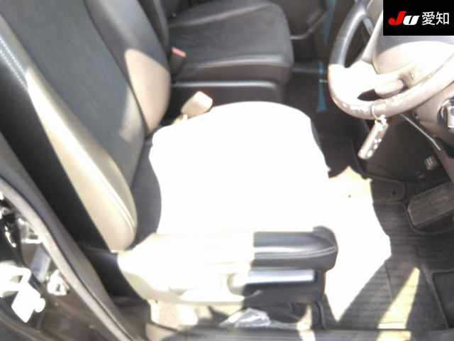 HONDA FREED 2012