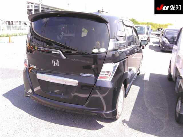 HONDA FREED 2012