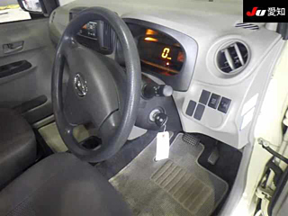DAIHATSU MIRA E S 2015