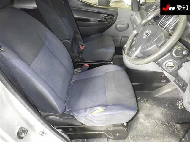 NISSAN NV200 2009