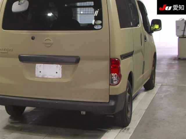 NISSAN NV200 2009