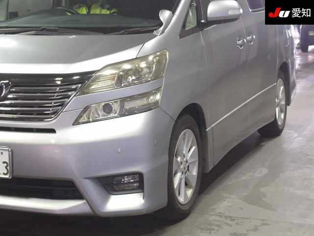 TOYOTA VELLFIRE 2008