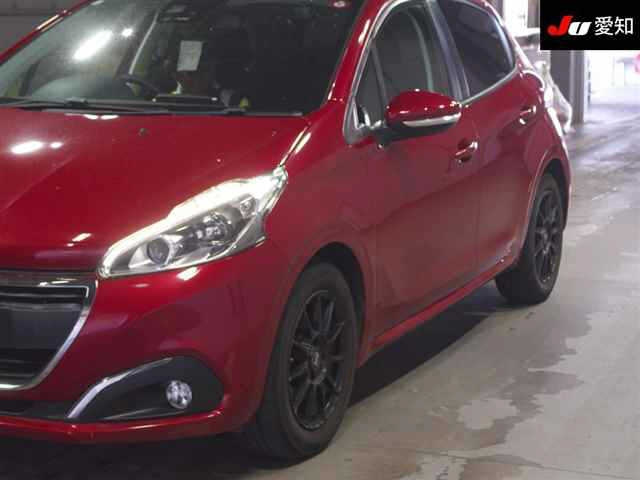 PEUGEOT 208 2016