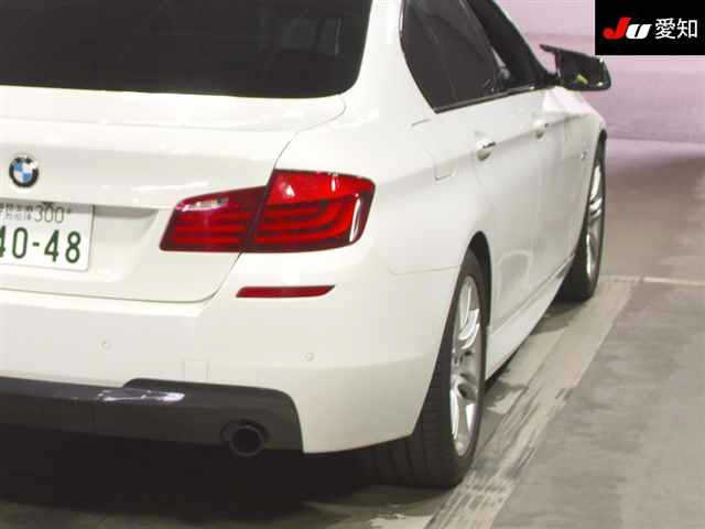 BMW 5 SERIES 2013