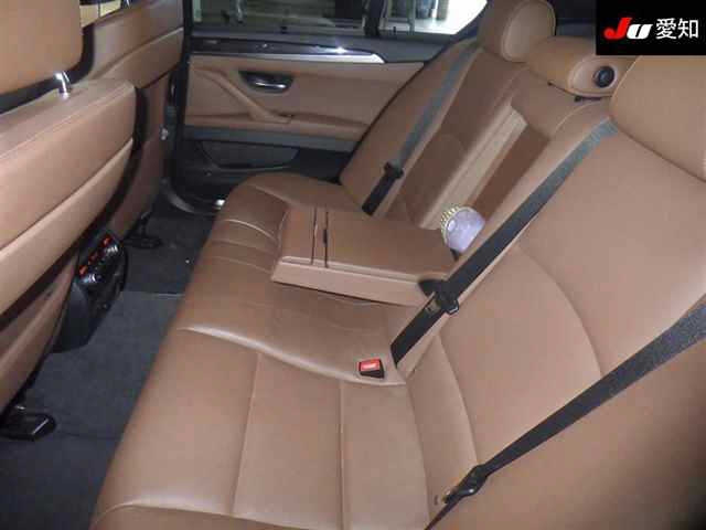 BMW 5 SERIES 2013