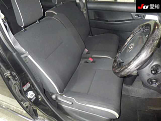 TOYOTA PIXIS SPACE 2013