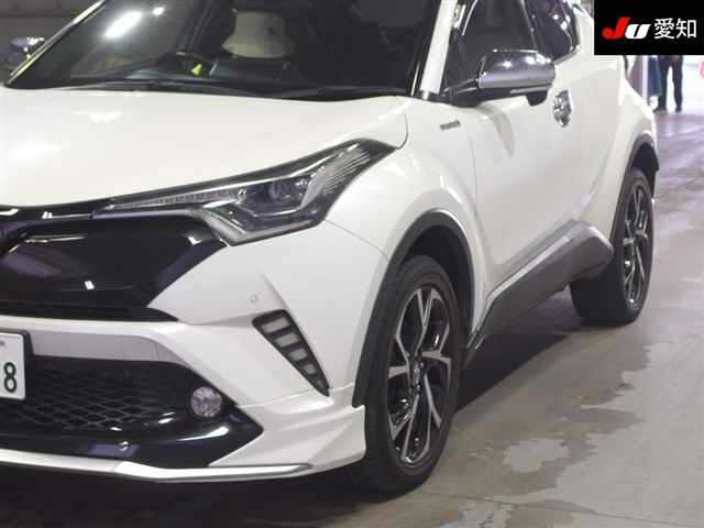 TOYOTA C-HR 2017