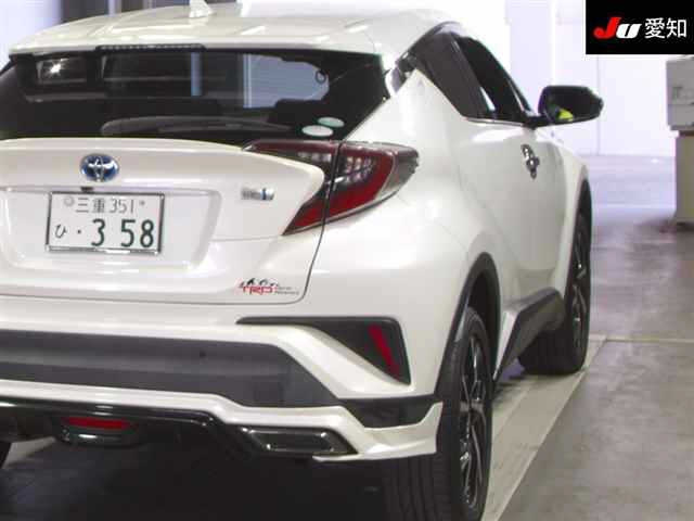 TOYOTA C-HR 2017