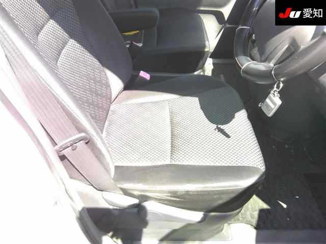 TOYOTA NOAH 2009
