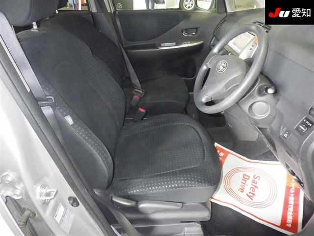 TOYOTA RACTIS 2010