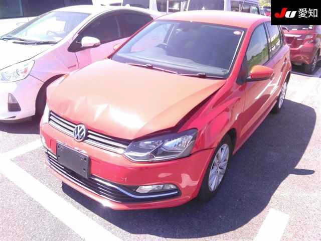 VOLKSWAGEN POLO 2016