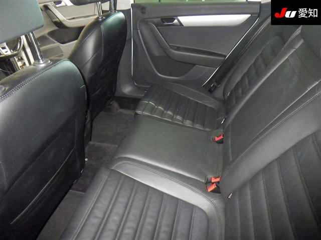 VOLKSWAGEN PASSAT VARIANT 2014