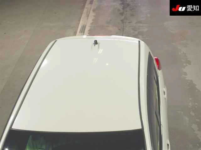 NISSAN TIIDA 2012