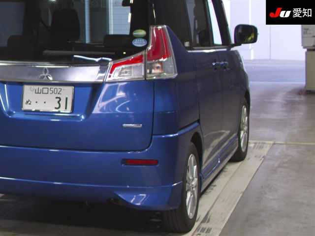 MITSUBISHI DELICA D2 2017