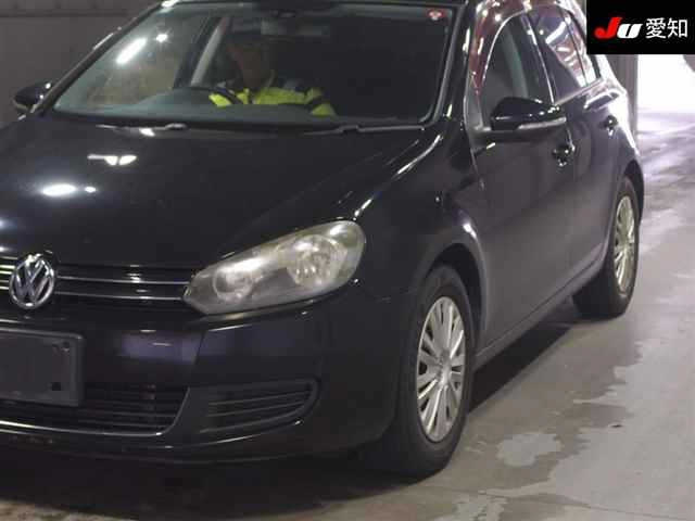 VOLKSWAGEN GOLF 2010