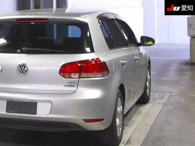 VOLKSWAGEN GOLF 2012