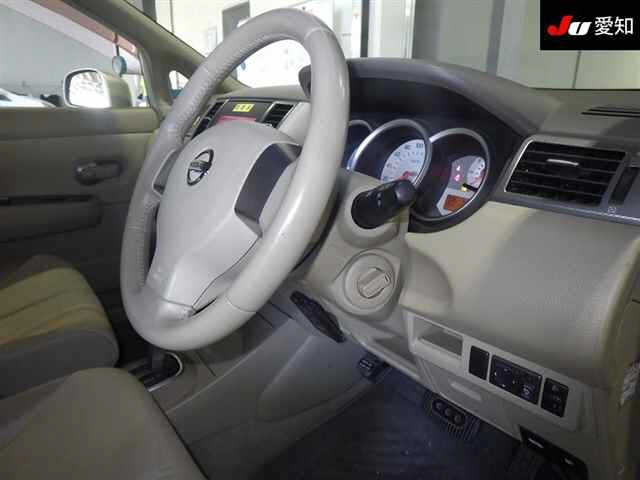 NISSAN TIIDA 2008