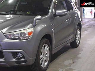 MITSUBISHI RVR 2010
