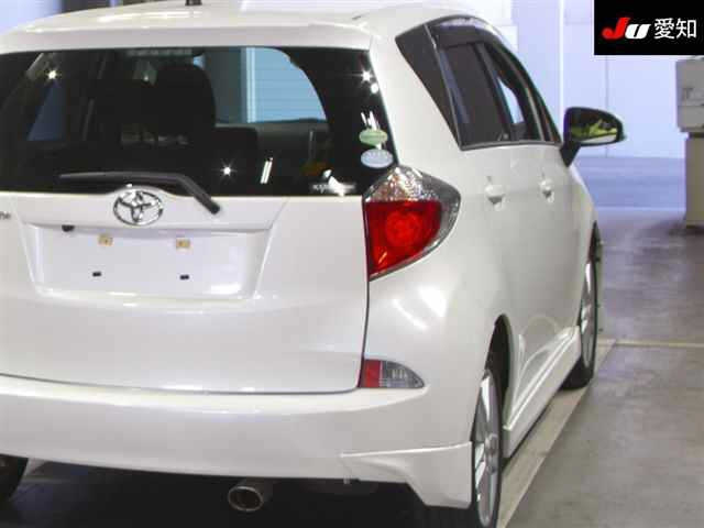 TOYOTA RACTIS 2013