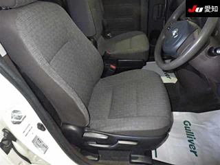 TOYOTA PORTE 2014