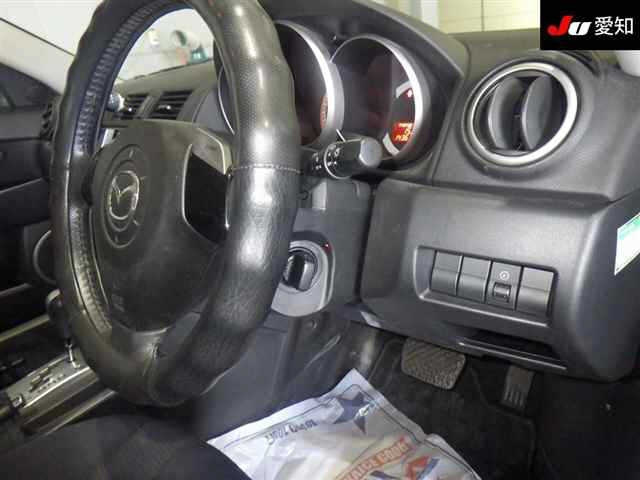 MAZDA AXELA 2008
