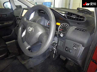 TOYOTA WISH 2009