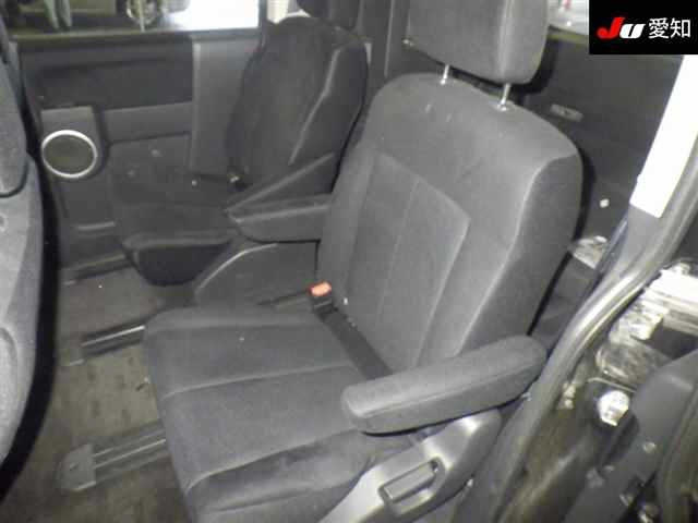 MITSUBISHI DELICA D5 2017