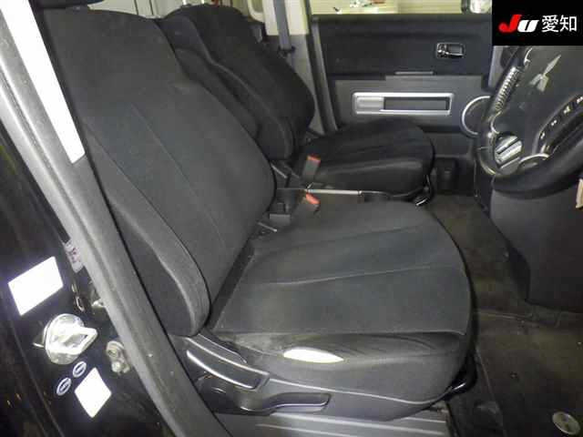 MITSUBISHI DELICA D5 2017