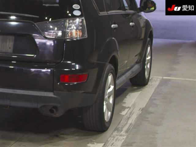 MITSUBISHI OUTLANDER 2010