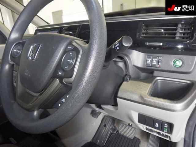 HONDA STEP WAGON 2017