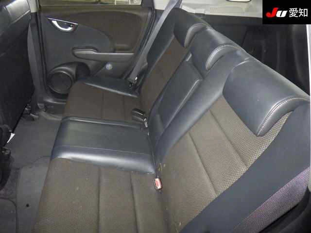 HONDA FIT SHUTTLE 2013