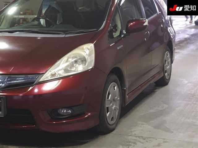 HONDA FIT SHUTTLE 2013